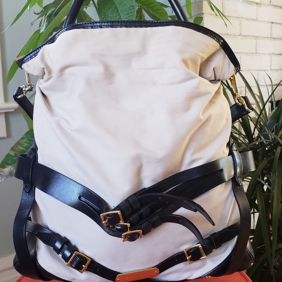 🛑SOLD LOCAL🛑 Burberry 2way - Picture 2 of 12